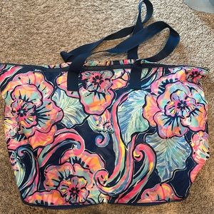 Packable zipper tote EUC